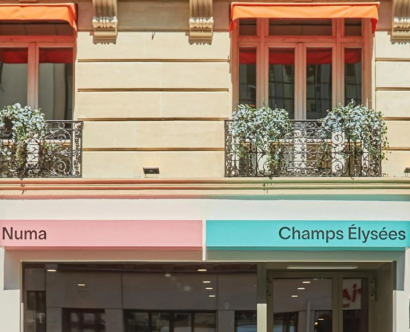 Numa Champs-elysees