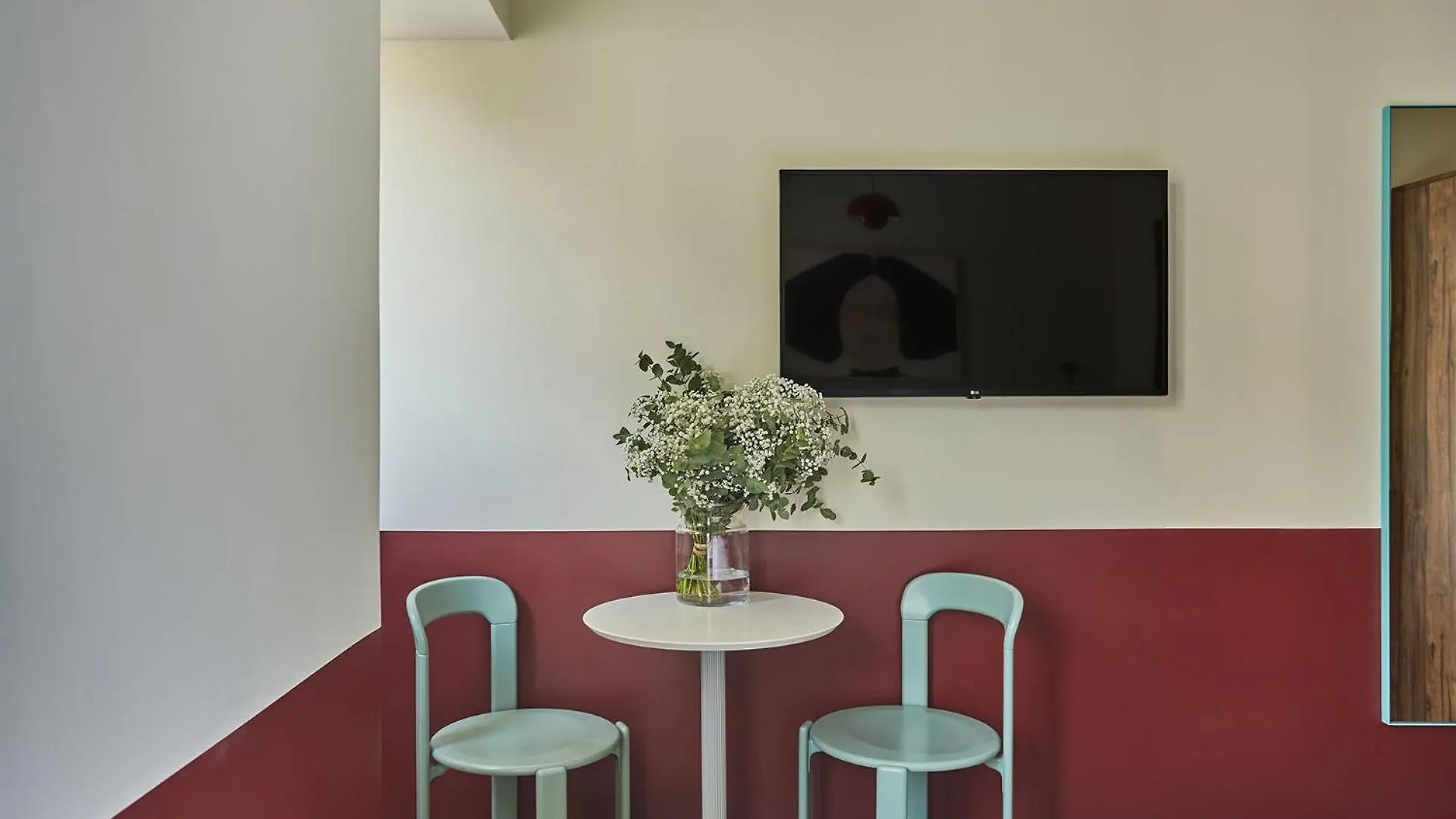Numa Champs-elysees Aparthotel 4*
